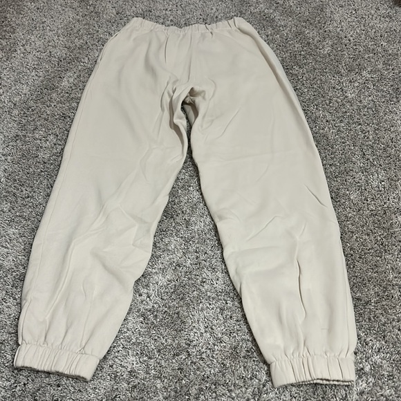 Hollister Cream Adjustable Rise Fleece Dad Joggers Size S - Picture 2 of 4
